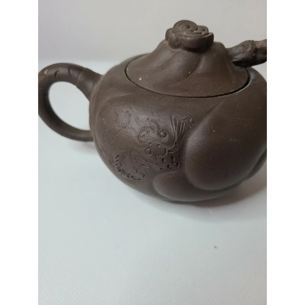 Vintage Chinese Brown Clay Yi Xing Teapot Movable Dragon Head Marked Lid